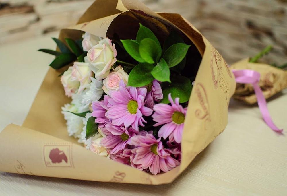 Букет цветов из: Розы и Хризантемы в Дорогино