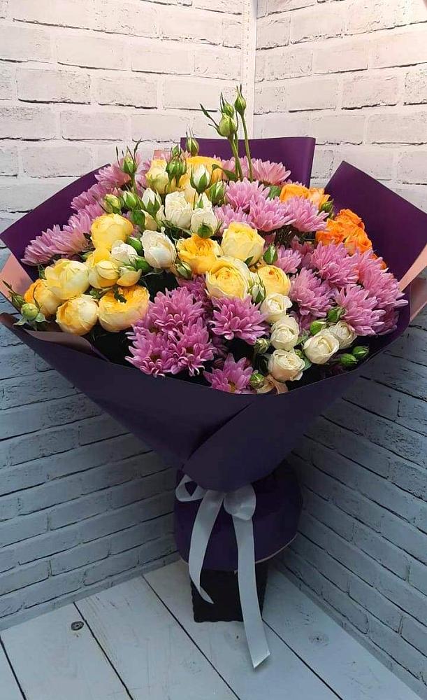 Букет цветов из: Хризантемы и Розы в Дорогино