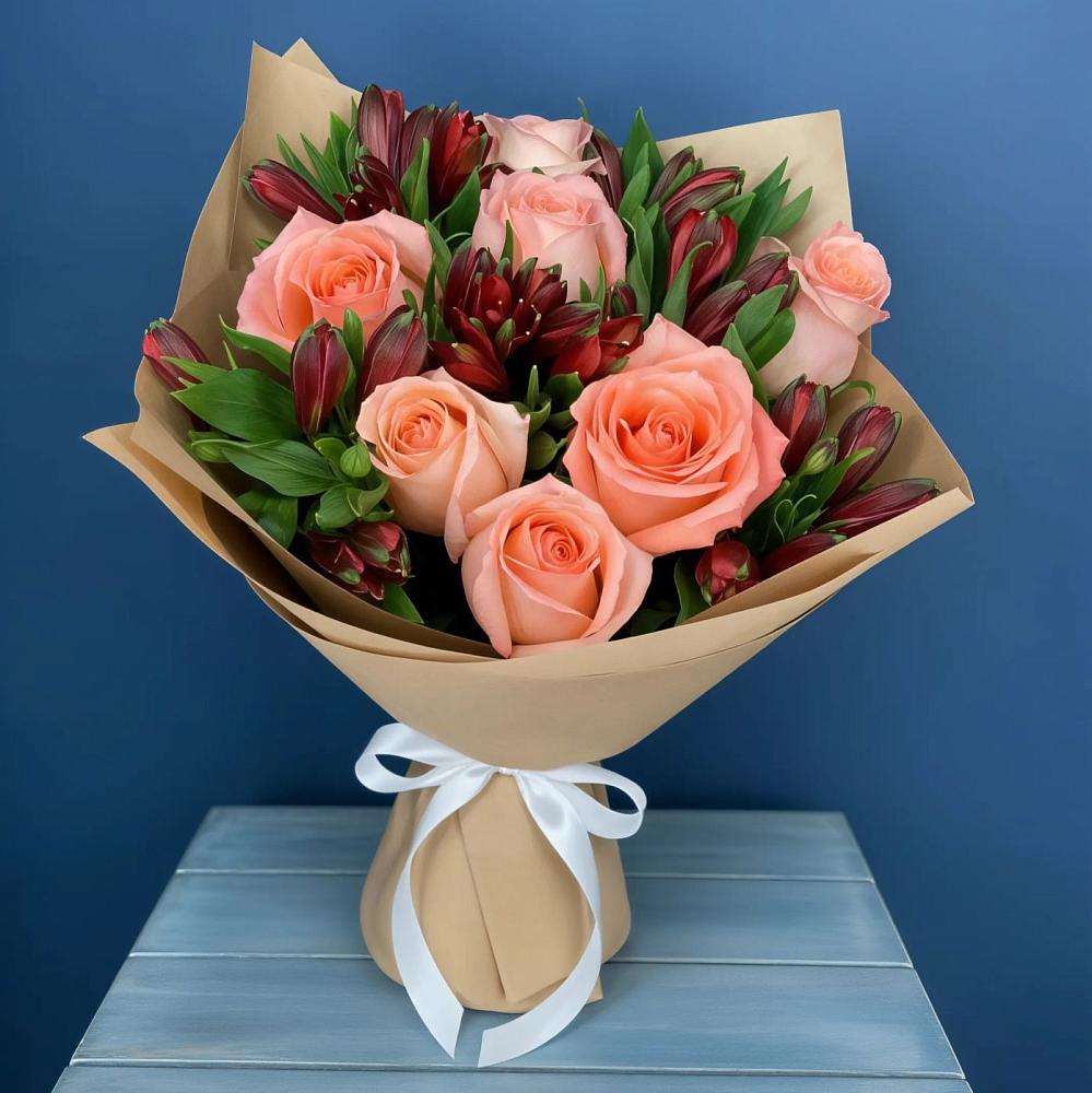 Букет цветов из: Розы и Альстромерии в Дорогино