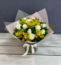 Букет цветов из:  Орхидеи и Розы в Дорогино