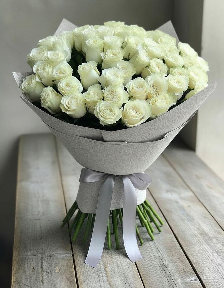 Букет 35 Белых роз в Дорогино