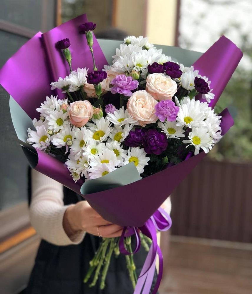 Букет цветов из: Хризантемы, Гвоздики и Розы в Дорогино