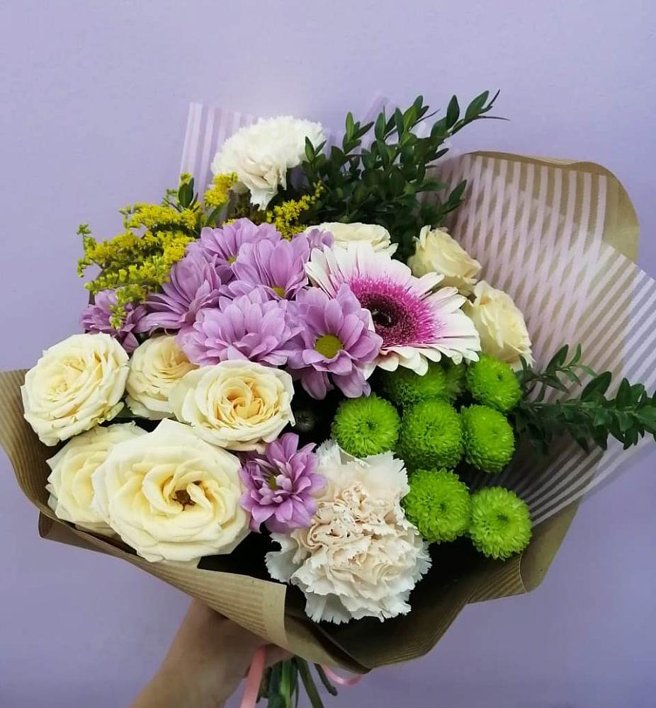 Букет цветов из: Хризантемы, Розы, Гвоздики и Герберы в Дорогино