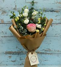 Букет цветов из:  Розы и Лизиантусы #REPLACE_PRED# Дорогино