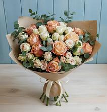 Букет цветов из:  Альстромерии и Розы в Дорогино