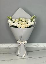 Букет цветов из:  Розы и Лизиантусы в Дорогино